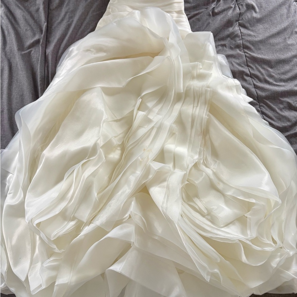 White by Vera Wang Organza Trumpet wedding dress